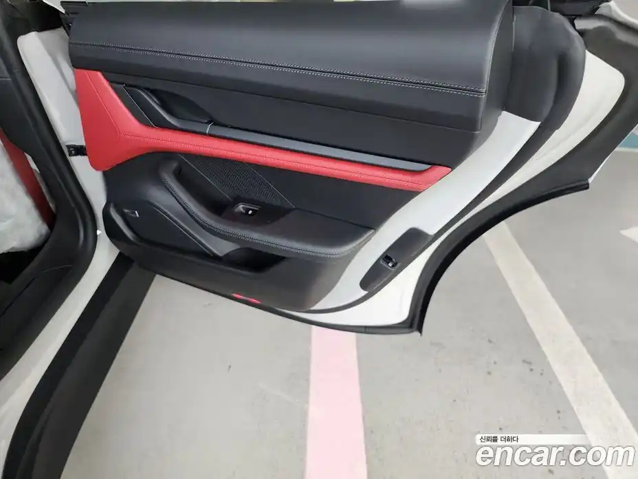 Porsche Taycan 2023 Автомат в Москве № 545977, фото 6