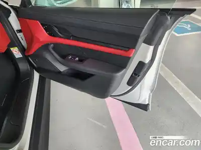 Porsche Taycan 2023 Автомат в Москве № 545977, миниатюра 8