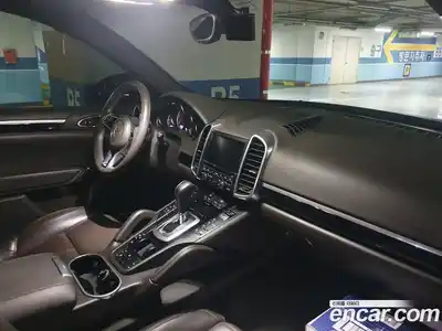 Porsche Cayenne 2016 3.0 Автомат в Москве № 546083, миниатюра 12