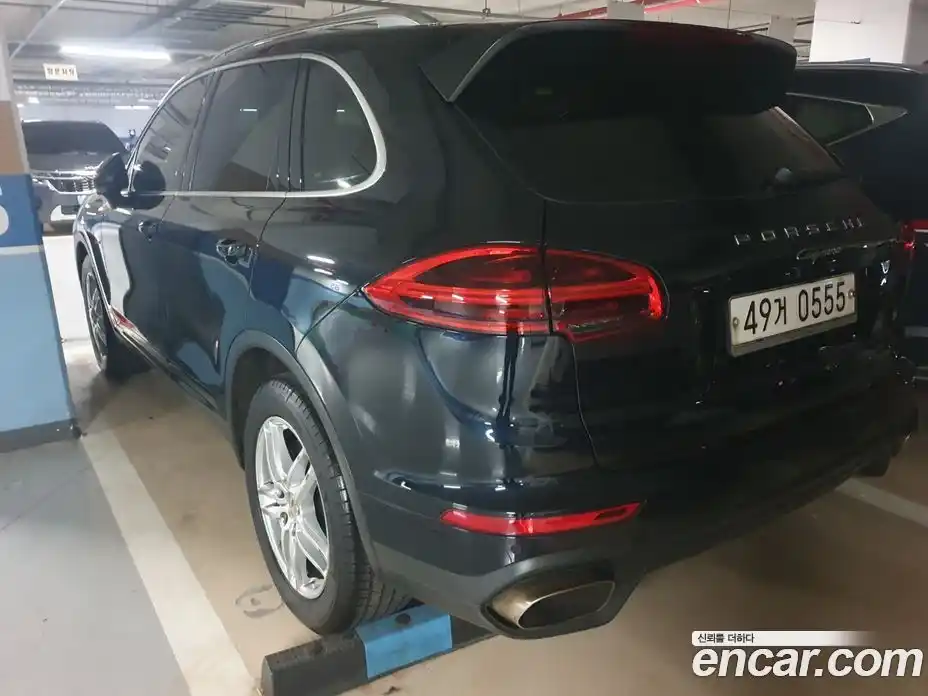 Porsche Cayenne 2016 3.0 Автомат в Москве № 546083, фото 6