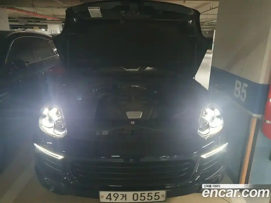 Porsche Cayenne 2016 3.0 Автомат в Москве № 546083, фото 9