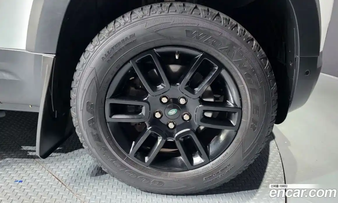 Land Rover Defender 2020 2.0 Автомат в Москве № 546234, фото 5