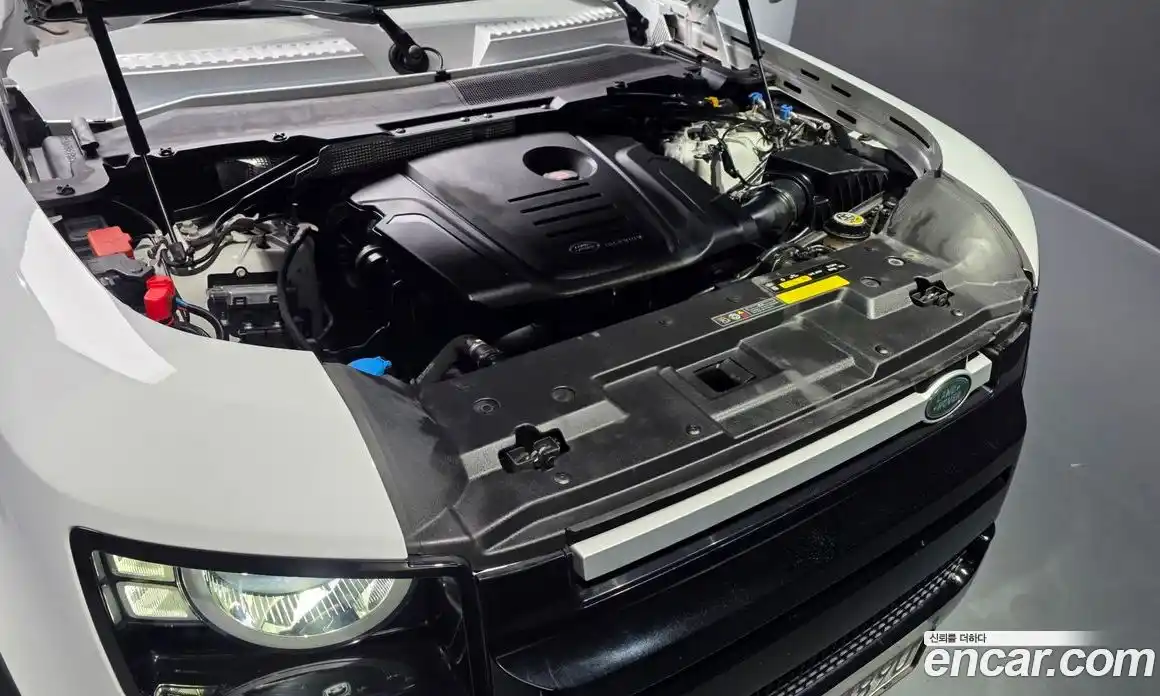 Land Rover Defender 2020 2.0 Автомат в Москве № 546234, фото 6