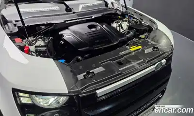 Land Rover Defender 2020 2.0 Автомат в Москве № 546234, миниатюра 6