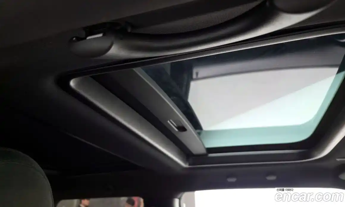 Mini Cooper 2017 2.0 Автомат в Москве № 546629, фото 18