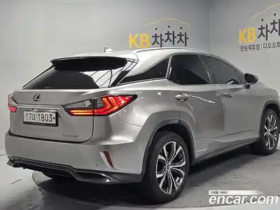 Lexus RX 2018 3.5 Автомат в Москве № 547175, миниатюра 5