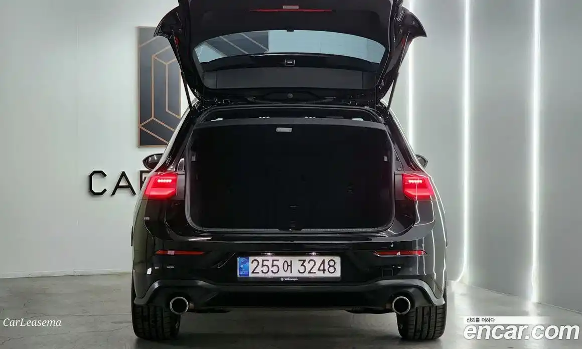 Volkswagen Golf 2024 2.0 Автомат в Москве № 547190, фото 14