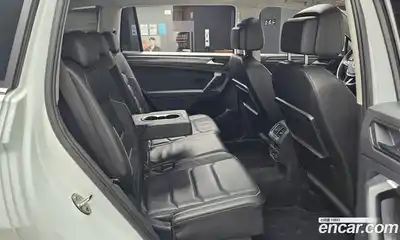 Volkswagen Tiguan 2018 2.0 Автомат в Москве № 547323, миниатюра 12