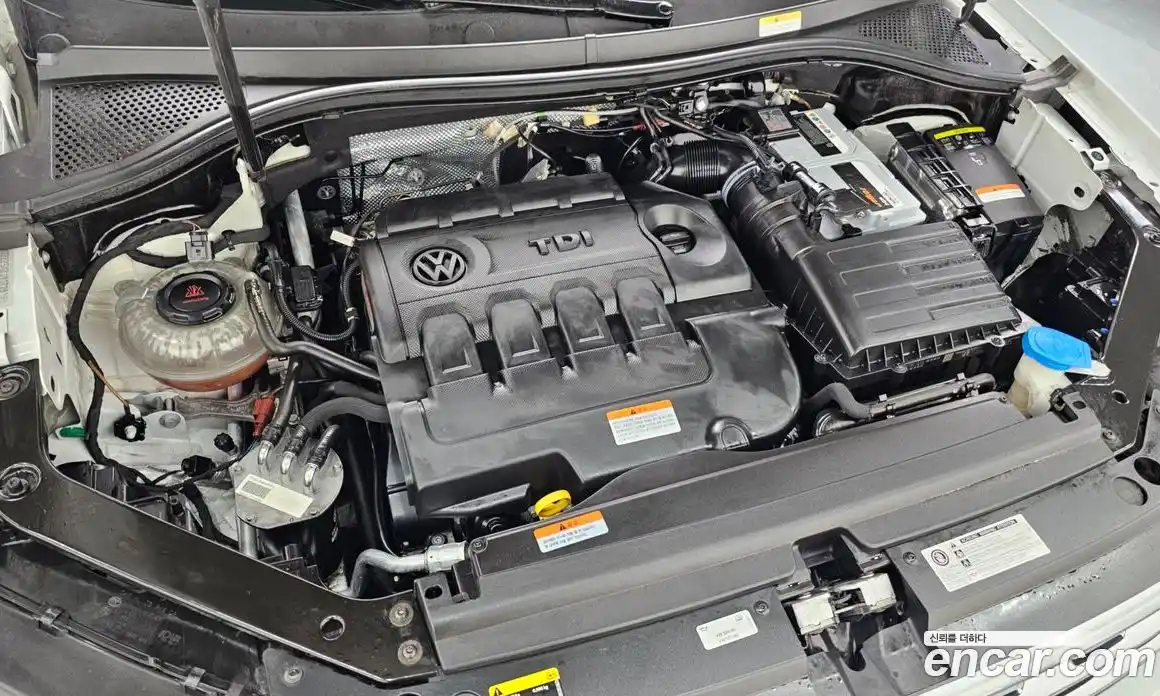 Volkswagen Tiguan 2018 2.0 Автомат в Москве № 547323, фото 6