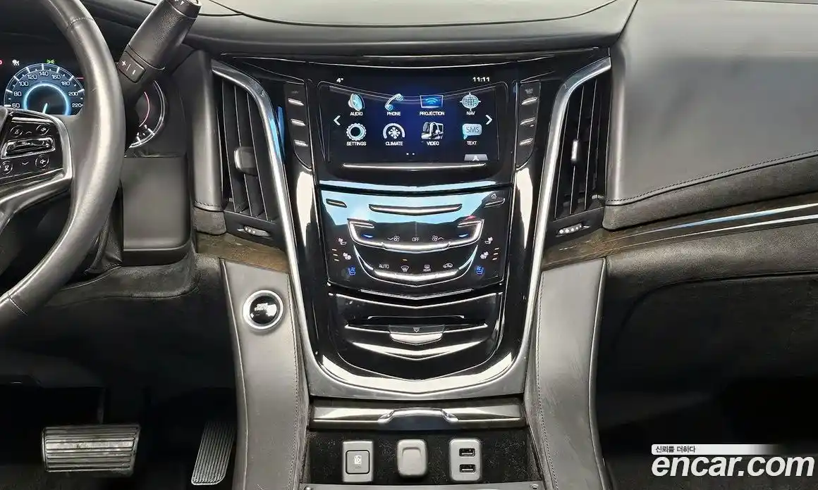 Cadillac Escalade 2017 6.2 Автомат в Москве № 548105, фото 19