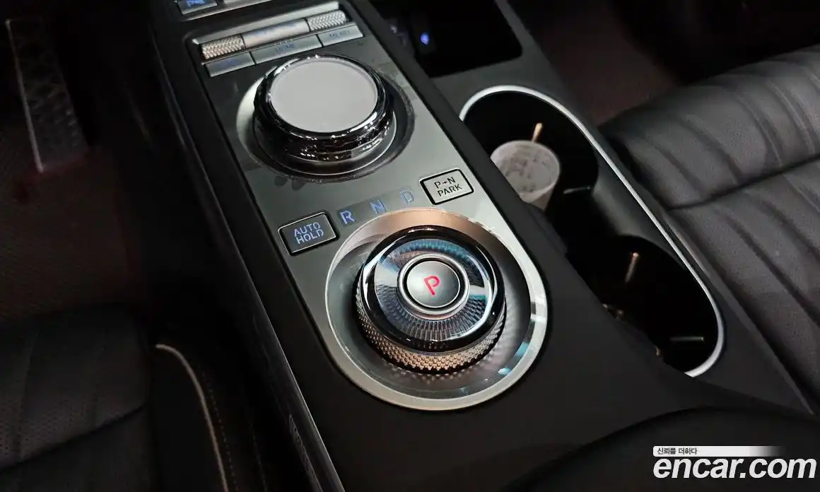 Genesis GV70 2023 2.5 Автомат в Москве № 58251, фото 9