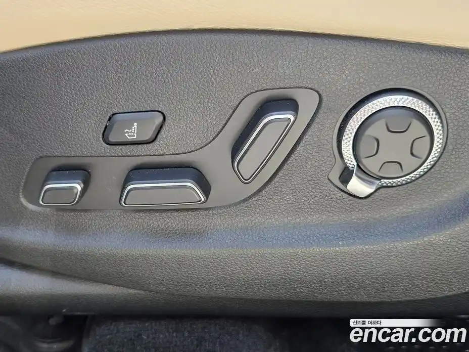 Genesis GV70 2024 2.5 Автомат в Москве № 58405, фото 13