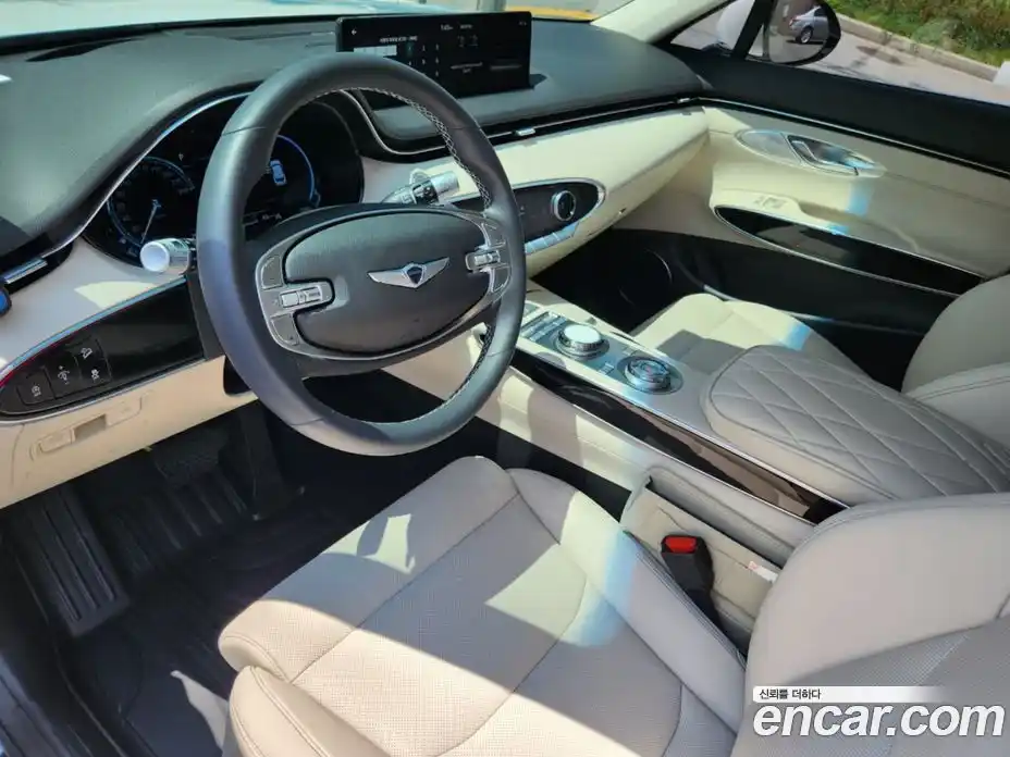 Genesis GV70 2024 2.5 Автомат в Москве № 58405, фото 8