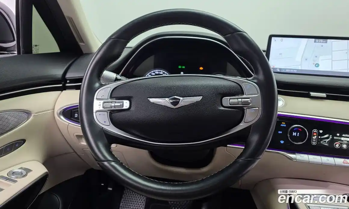 Genesis GV70 2021 2.5 Автомат в Москве № 59474, фото 13