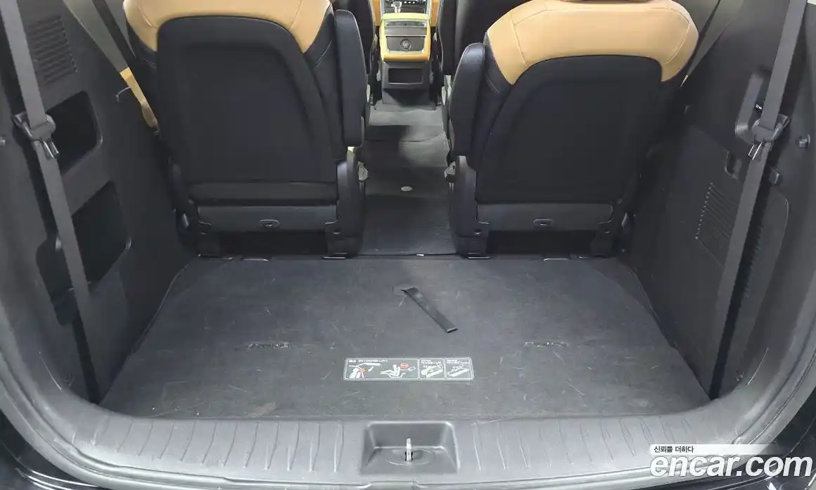 Kia Canival 2023 3.5 Автомат в Москве № 60660, фото 20