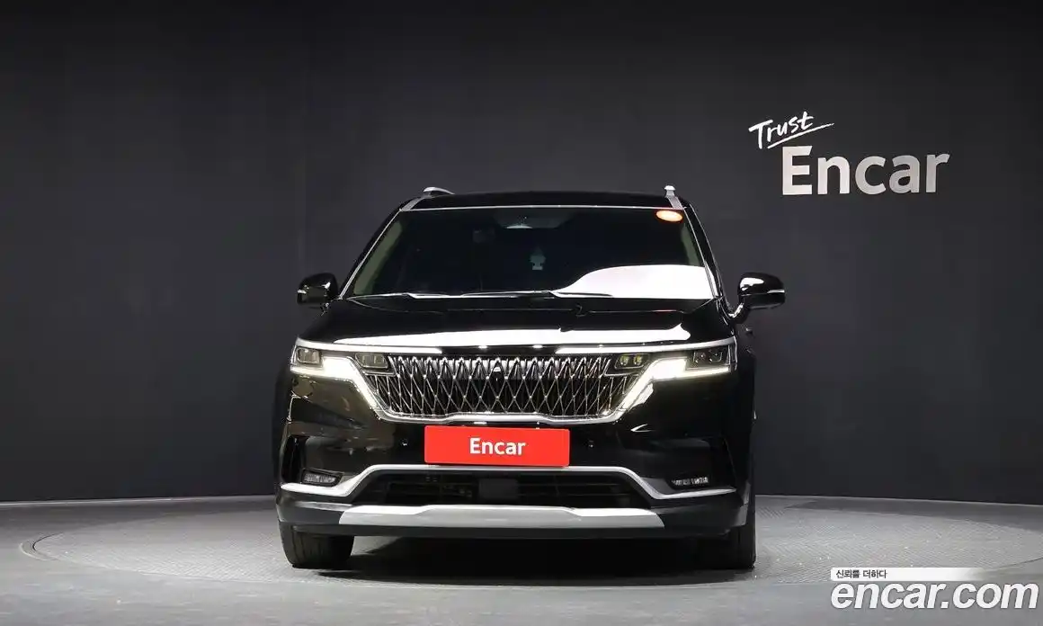 Kia Canival 2023 3.5 Автомат в Москве № 60660, фото 3