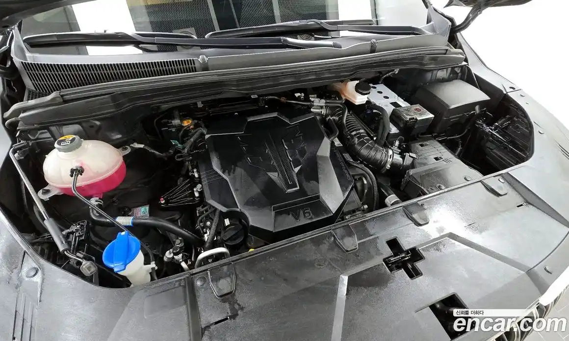 Kia Canival 2023 3.5 Автомат в Москве № 60660, фото 6