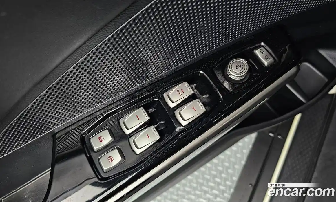 SsangYong TIBOLI 2015 1.6 Автомат в Москве № 66238, фото 11