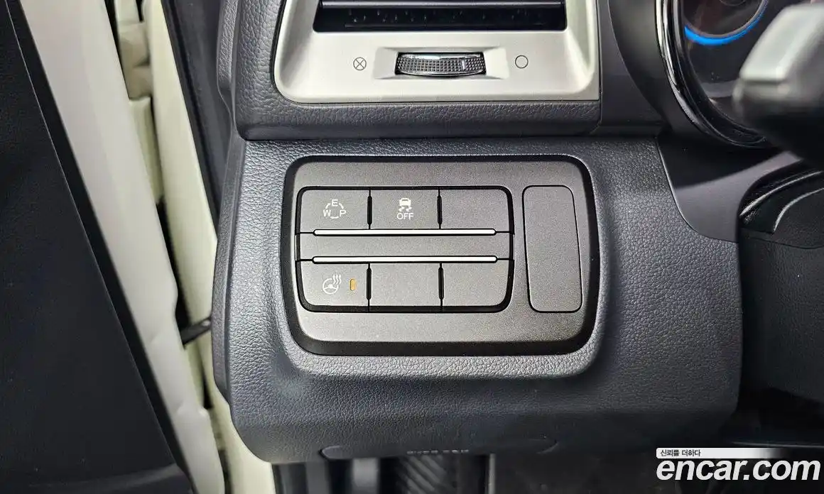 SsangYong TIBOLI 2015 1.6 Автомат в Москве № 66238, фото 17