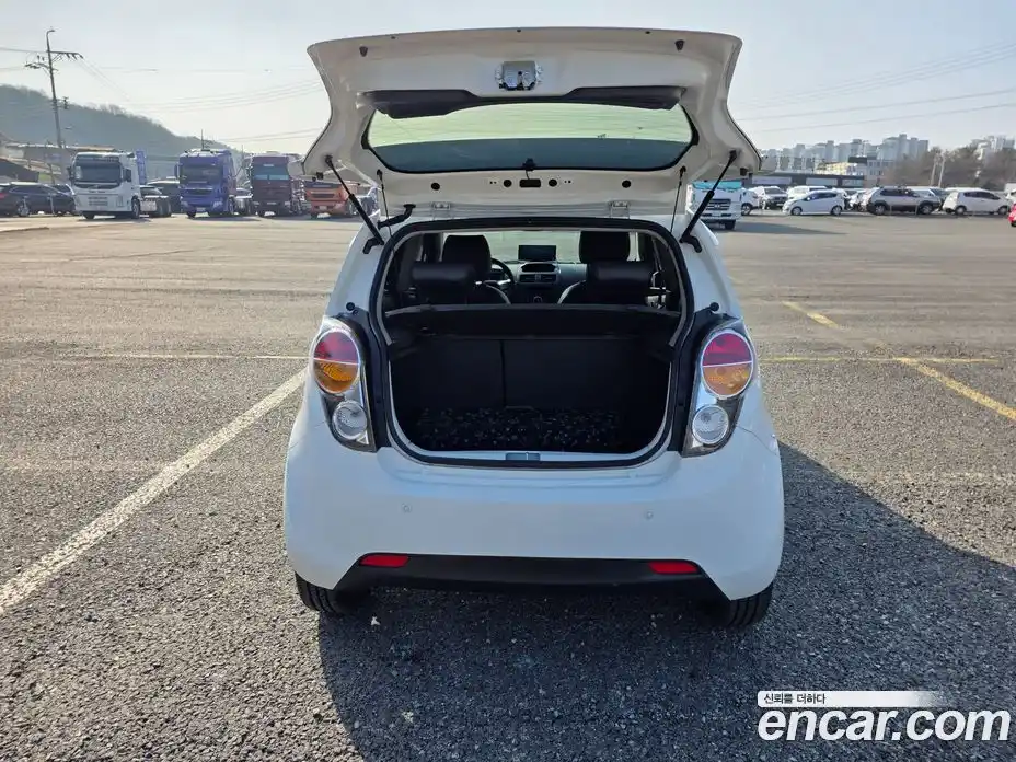 Chevrolet Spark 2012 1.0 Автомат в Москве № 81733, фото 5