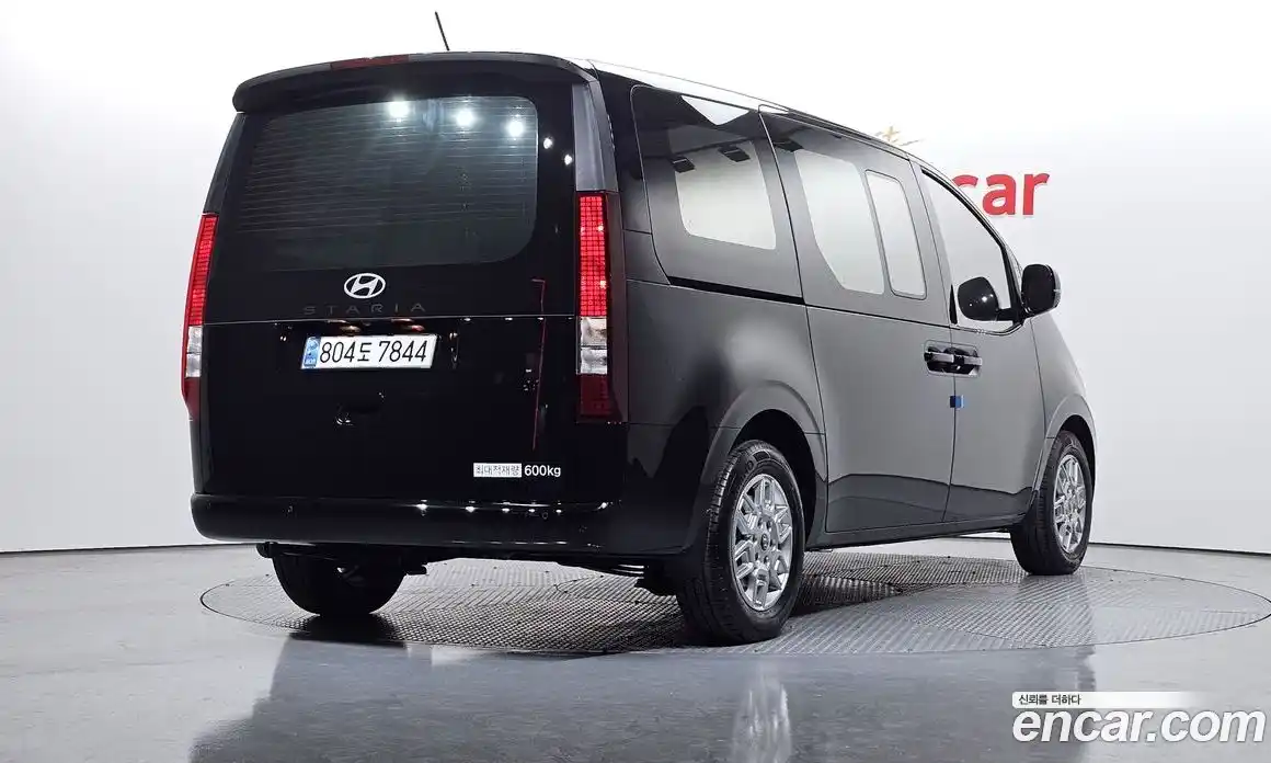 Hyundai Staria 2025 1.6 Автомат в Москве № 87044, фото 16