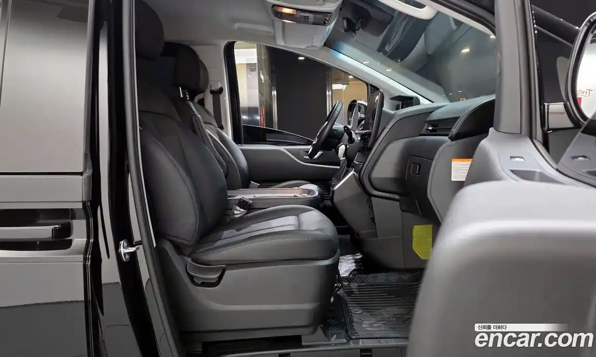 Hyundai Staria 2025 1.6 Автомат в Москве № 87044, фото 3