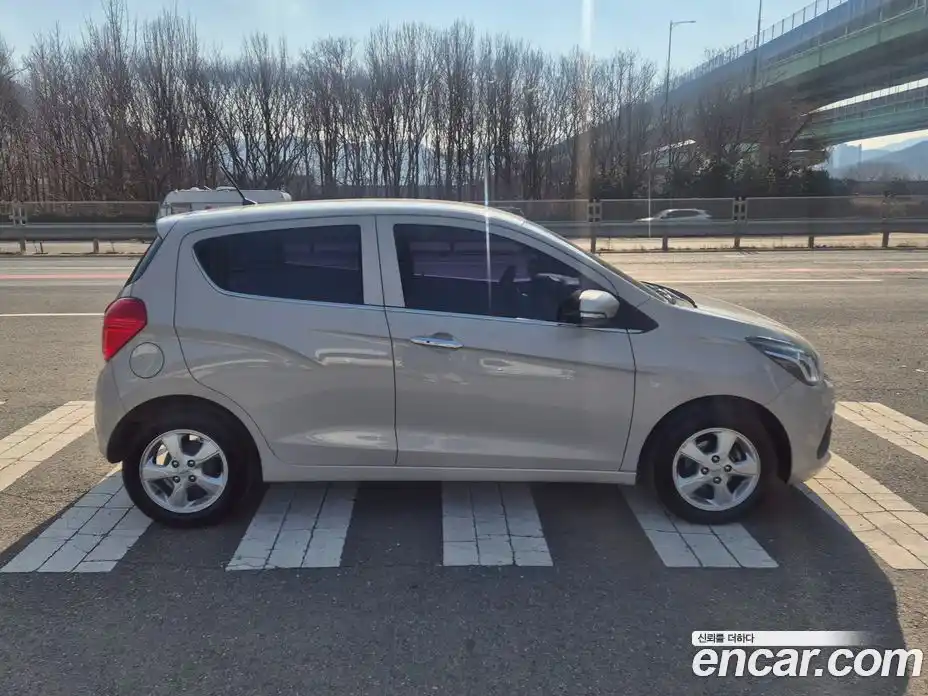 Chevrolet Spark 2018 1.0 Автомат в Москве № 88437, фото 17