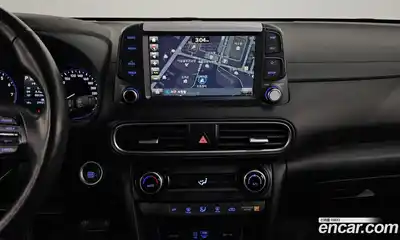 Hyundai Kona 2018 1.6 Автомат в Москве № 90789, миниатюра 11