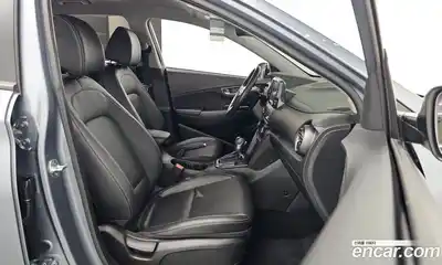 Hyundai Kona 2018 1.6 Автомат в Москве № 90789, миниатюра 2