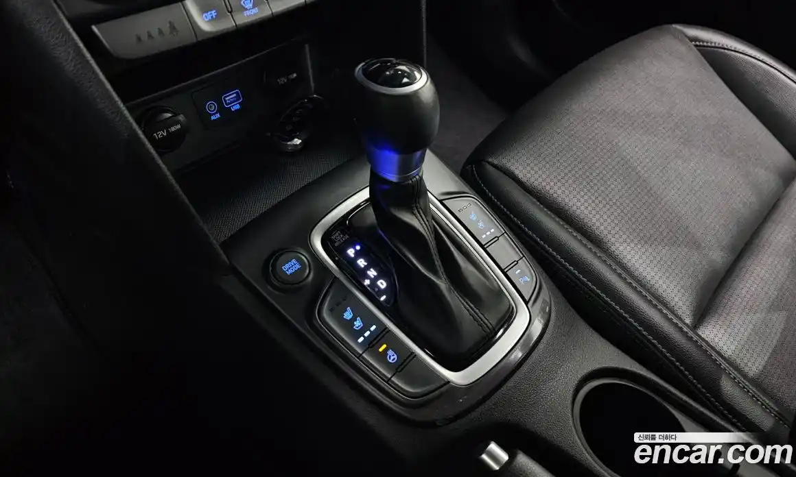 Hyundai Kona 2018 1.6 Автомат в Москве № 90789, фото 3