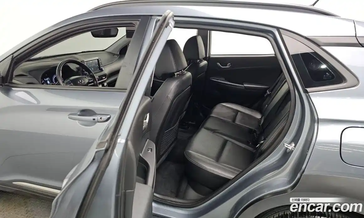 Hyundai Kona 2018 1.6 Автомат в Москве № 90789, фото 4