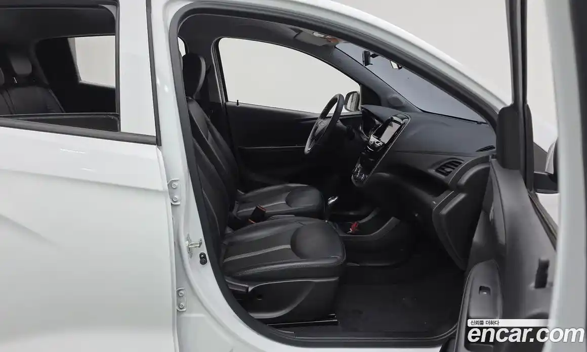 Chevrolet Spark 2021 1.0 Автомат в Москве № 92622, фото 16