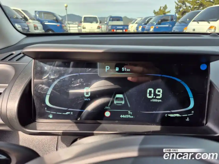 Hyundai Casper 2022 1.0 Автомат в Москве № 94411, фото 16