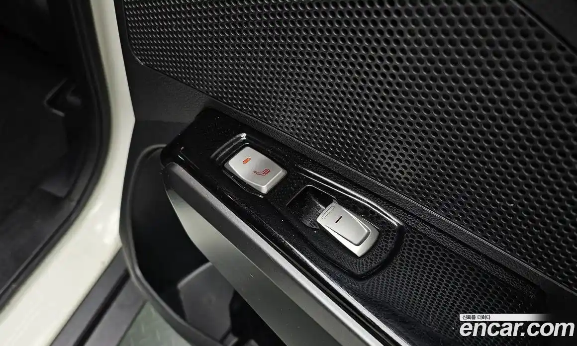 SsangYong TIBOLI 2017 1.6 Автомат в Москве № 97778, фото 14