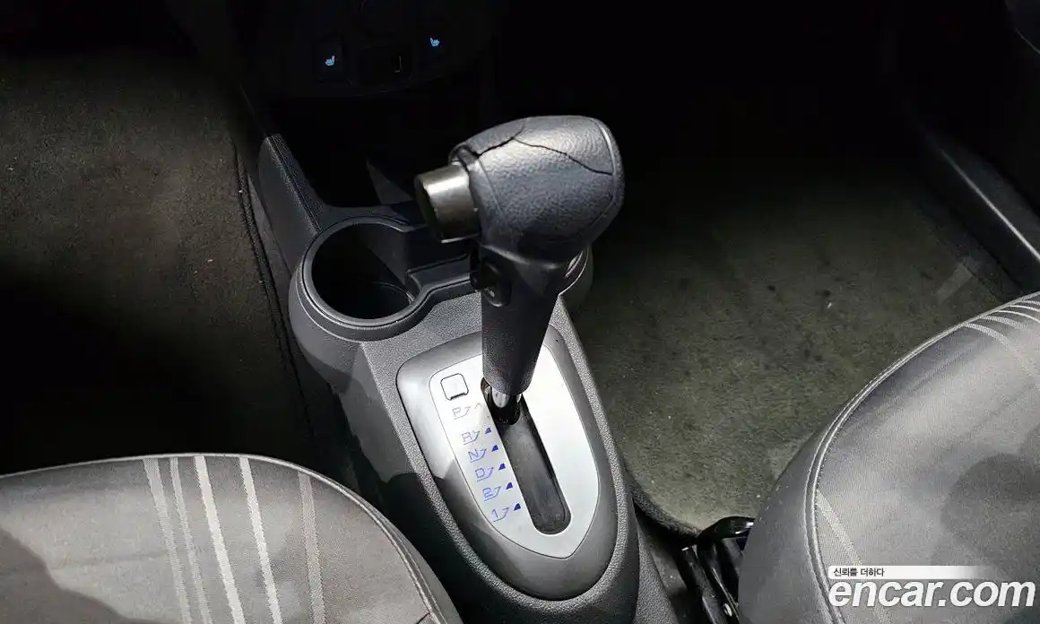 Chevrolet Spark 2013 1.0 Автомат в Москве № 102094, фото 14