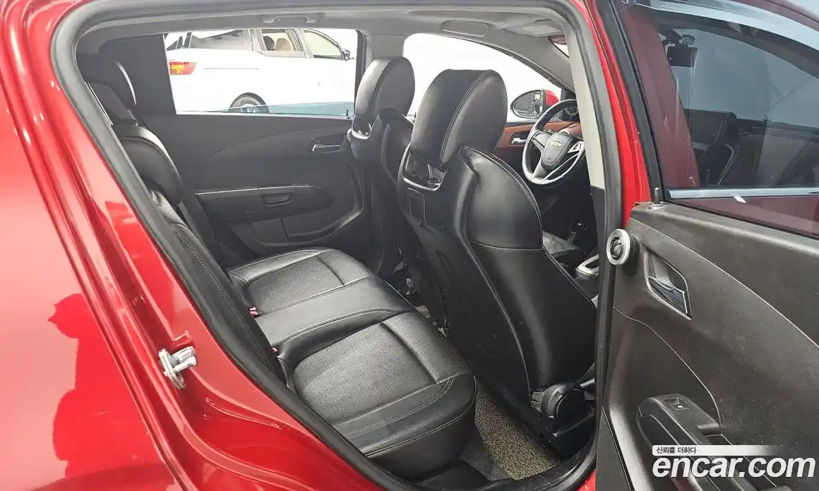 Chevrolet Aveo 2012 1.6 Автомат в Москве № 103824, фото 6