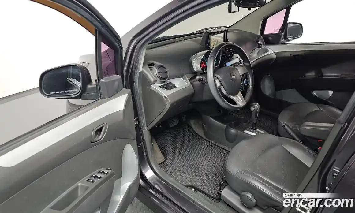 Chevrolet Spark 2015 1.0 Автомат в Москве № 105544, фото 19