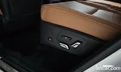 Hyundai Santa Fe 2024 2.5 Автомат в Москве № 107970, миниатюра 2