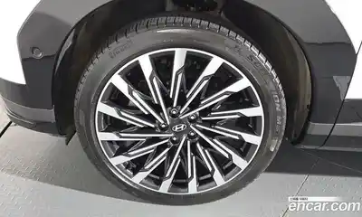 Hyundai Santa Fe 2024 2.5 Автомат в Москве № 107970, миниатюра 3