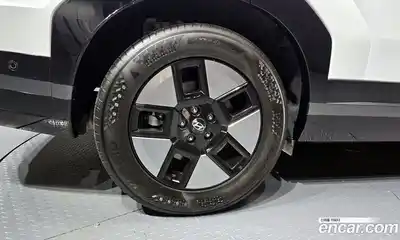 Hyundai Santa Fe 2024 1.6 Автомат в Москве № 107978, миниатюра 5