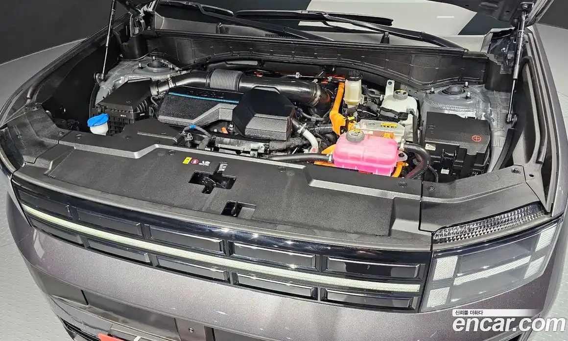 Hyundai Santa Fe 2024 1.6 Автомат в Москве № 108820, фото 10