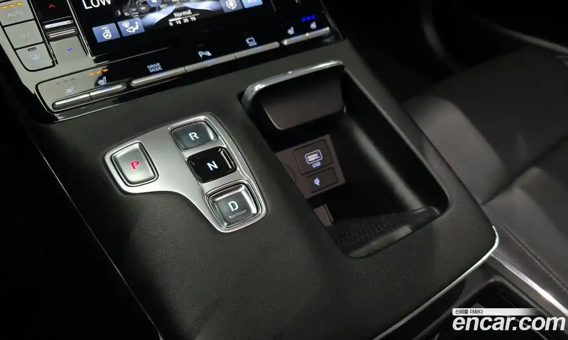 Hyundai Grandeur 2023 2.5 Автомат в Москве № 110356, фото 16