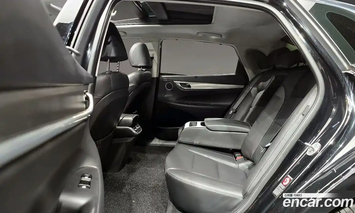 Hyundai Grandeur 2023 2.5 Автомат в Москве № 110356, фото 20