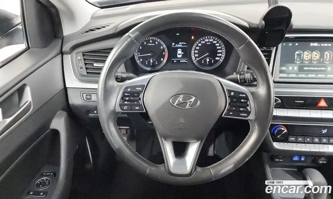 Hyundai Sonata 2018 2.0 Автомат в Москве № 123675, фото 13