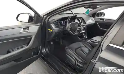 Hyundai Sonata 2018 2.0 Автомат в Москве № 123675, миниатюра 10