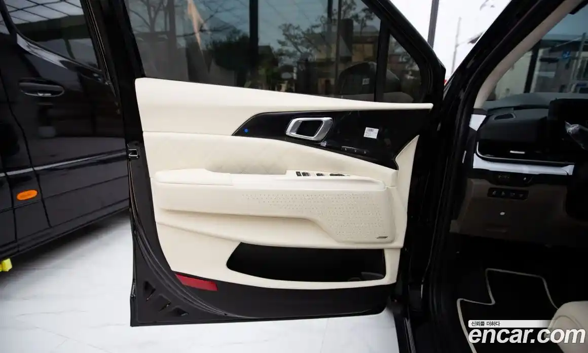 Kia Canival 2026 3.5 Автомат в Москве № 123752, фото 4