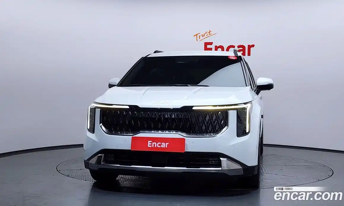 Kia Canival 2025 2.2 Автомат в Москве № 128165, фото 3