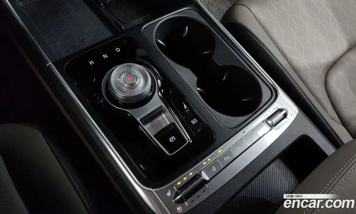 Kia Canival 2025 2.2 Автомат в Москве № 128165, фото 9