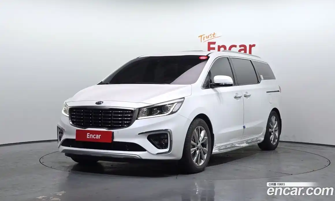 Kia Canival 2019 2.2 Автомат в Москве № 131895, фото 15