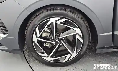 Hyundai Sonata 2024 1.6 Автомат в Москве № 13340, миниатюра 5